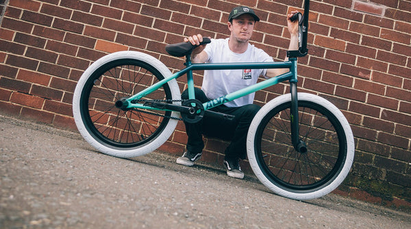 Alex Donnachie Bike Check